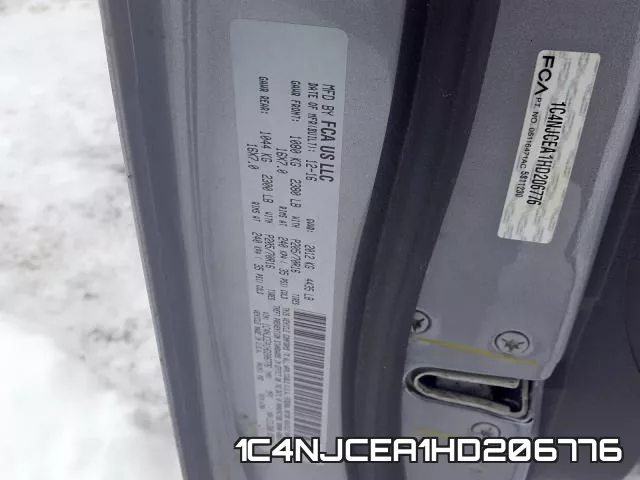 1C4NJCEA1HD206776 фото 2