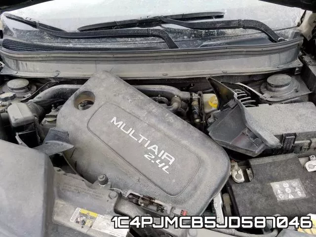 1C4PJMCB5JD587046 фото 8