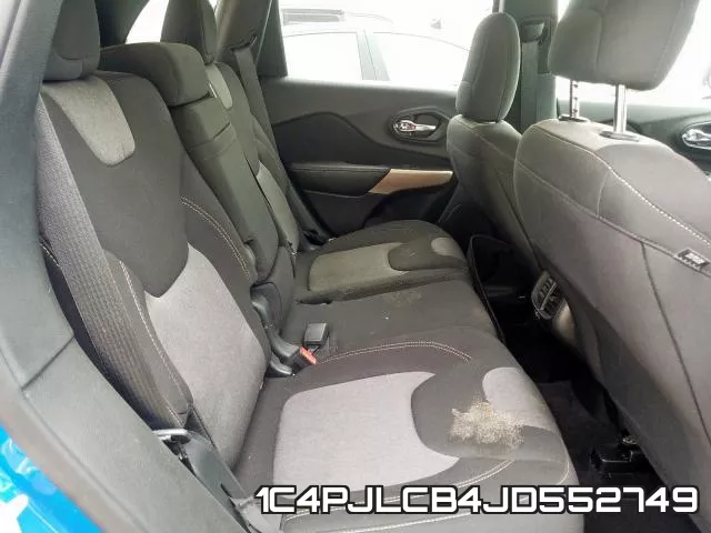 1C4PJLCB4JD552749 фото 7