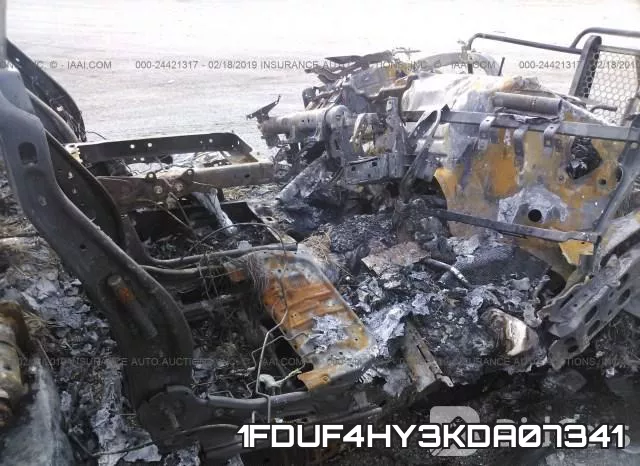 1FDUF4HY3KDA07341 фото 6