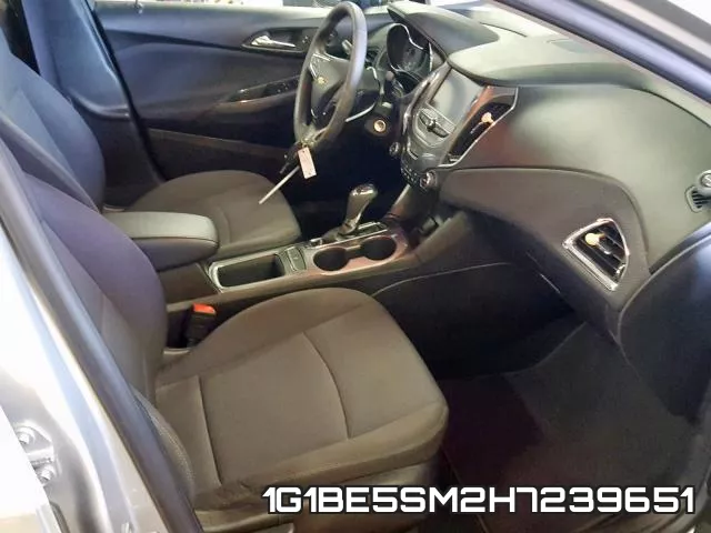 1G1BE5SM2H7239651 фото 6