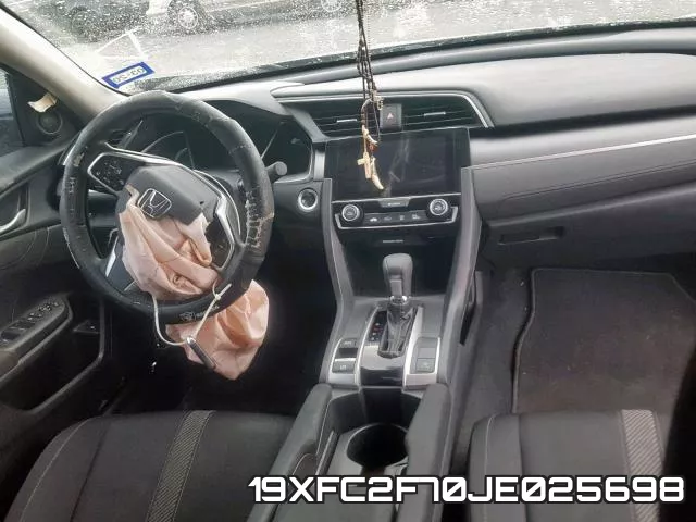 19XFC2F70JE025698 фото 10