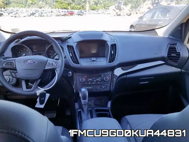 1FMCU9GD0KUA44831 фото 10