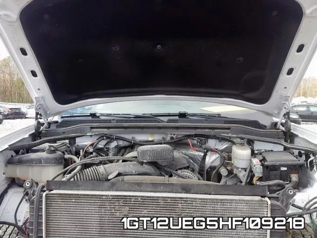 1GT12UEG5HF109218 фото 8