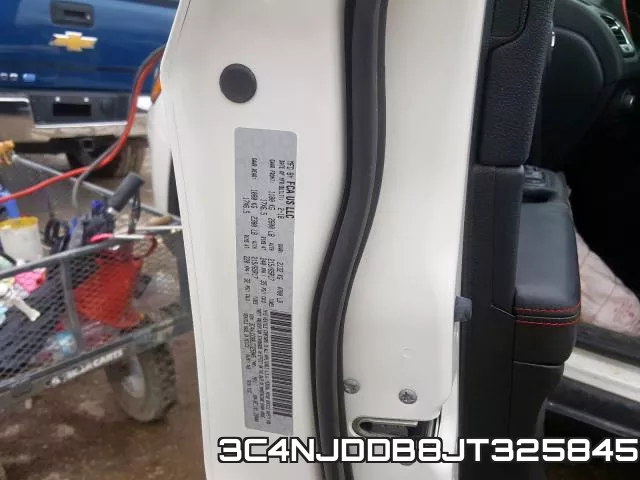 3C4NJDDB8JT325845 фото 2
