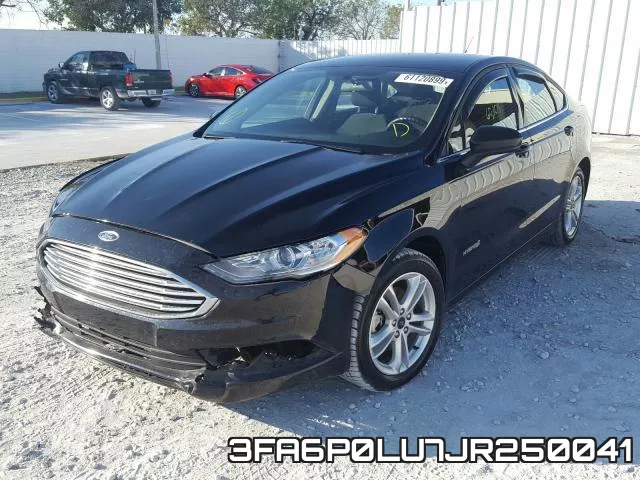 3FA6P0LU7JR250041 фото 3