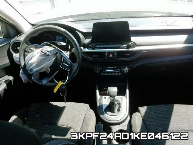 3KPF24AD1KE046122 фото 10