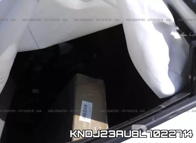 KNDJ23AU8L7022714 фото 9
