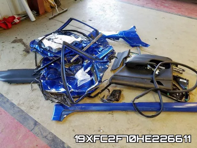 19XFC2F70HE226611 фото 10