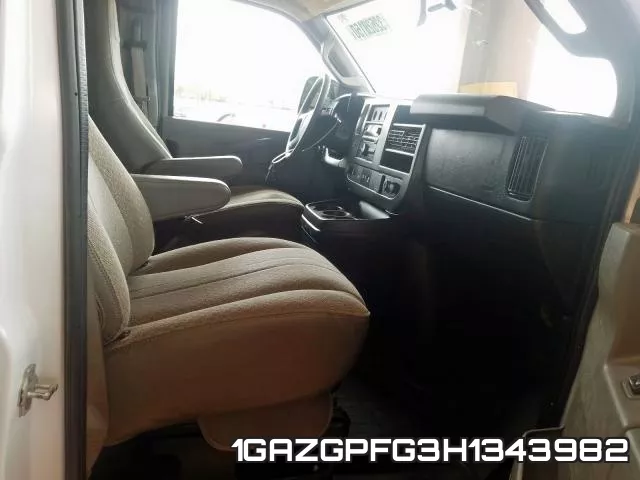 1GAZGPFG3H1343982 фото 6