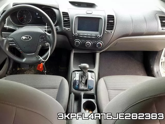 3KPFL4A76JE282383 фото 10