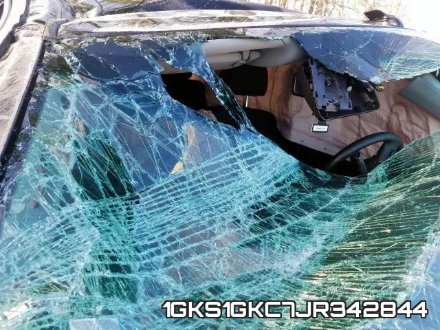 1GKS1GKC7JR342844 фото 6