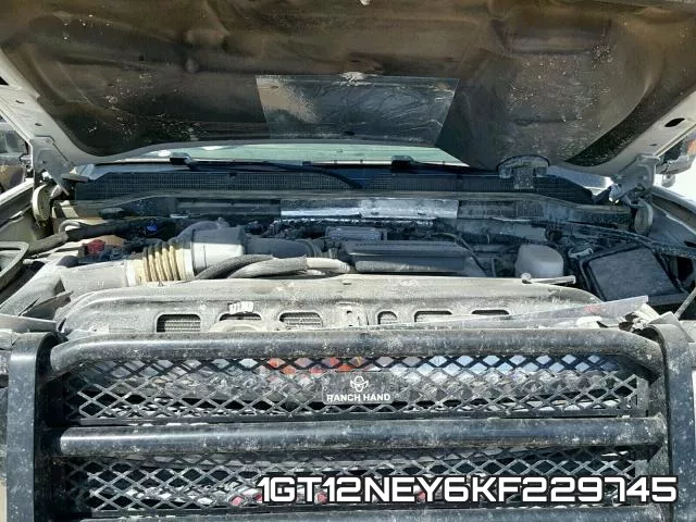 1GT12NEY6KF229745 фото 8