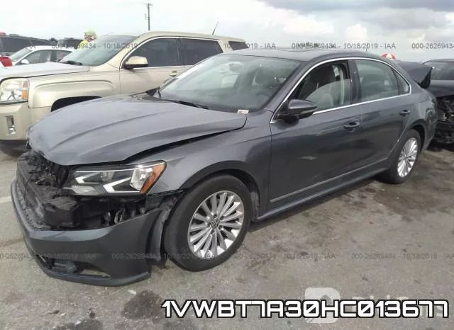 1VWBT7A30HC013677 фото 3