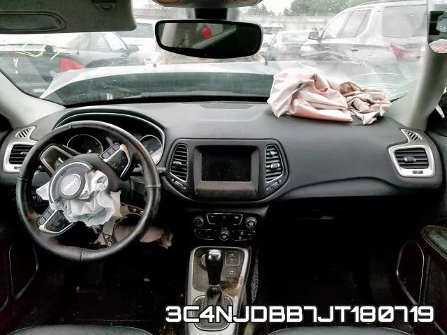 3C4NJDBB7JT180719 фото 10