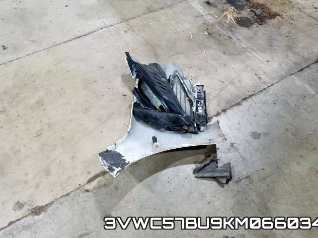 3VWC57BU9KM066034 фото 10