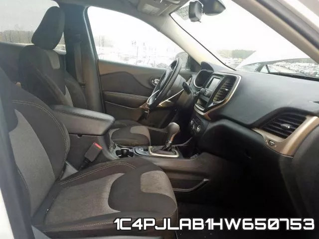 1C4PJLAB1HW650753 фото 6