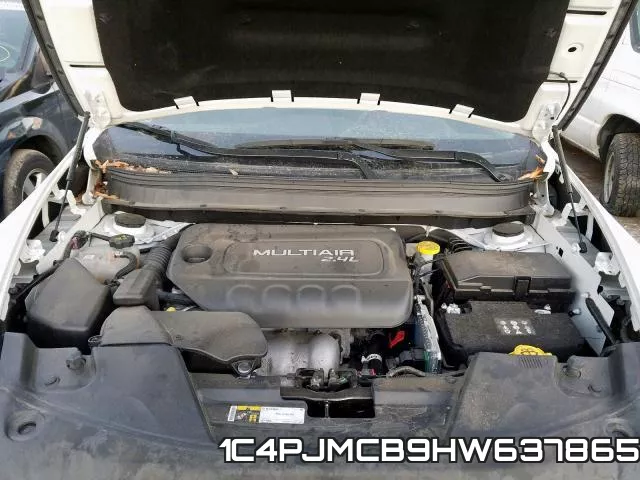 1C4PJMCB9HW637865 фото 8