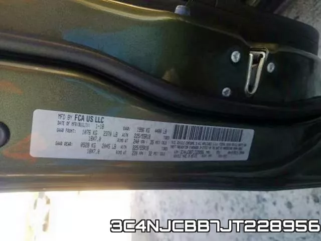 3C4NJCBB7JT228956 фото 2