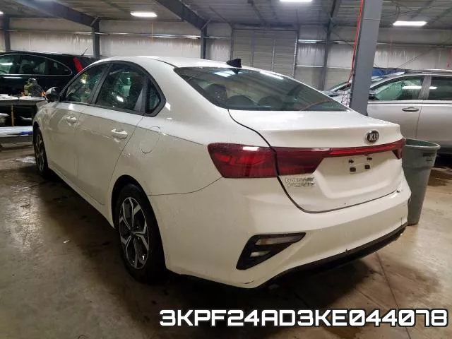 3KPF24AD3KE044078 фото 4