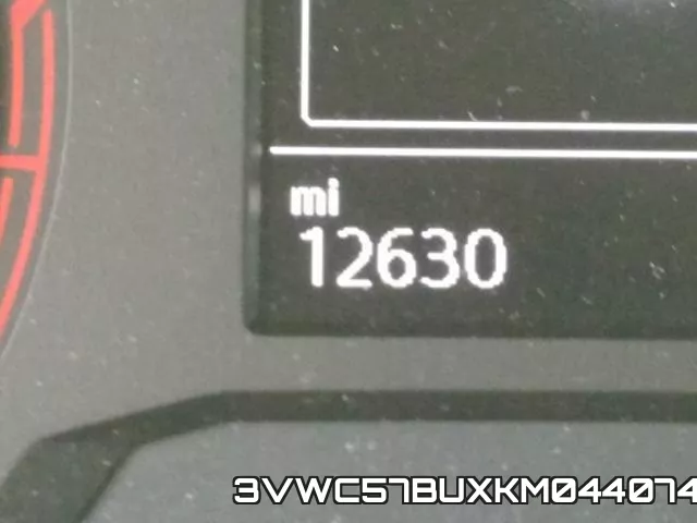 3VWC57BUXKM044074 фото 9