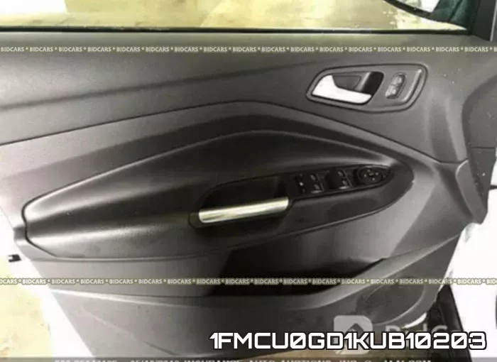 1FMCU0GD1KUB10203 фото 7