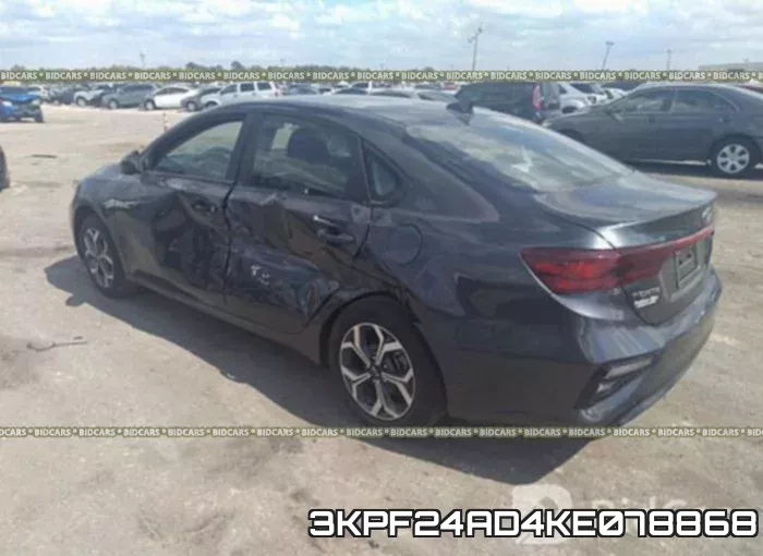 3KPF24AD4KE078868 фото 4