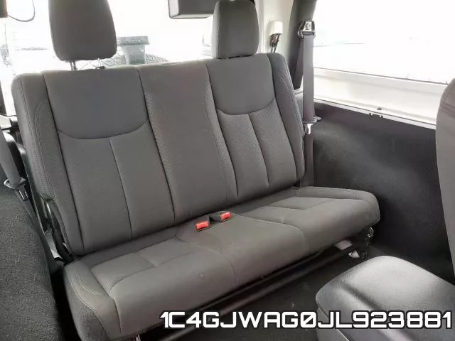 1C4GJWAG0JL923881 фото 7