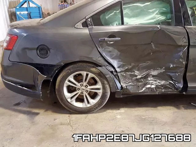 1FAHP2E87JG127688 фото 10