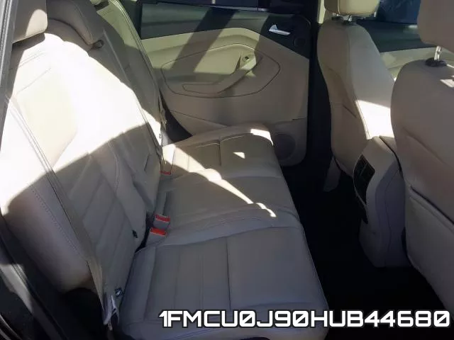 1FMCU0J90HUB44680 фото 7
