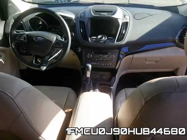 1FMCU0J90HUB44680 фото 10