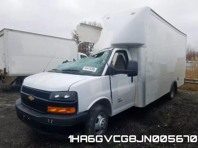 1HA6GVCG8JN005670 фото 3