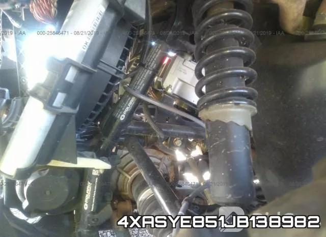 4XASYE851JB138982 фото 10