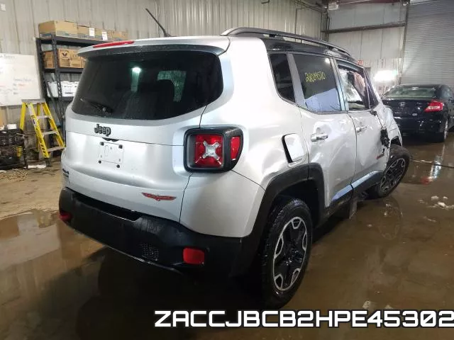 ZACCJBCB2HPE45302 фото 5