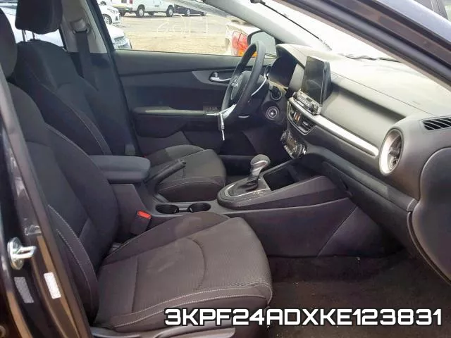 3KPF24ADXKE123831 фото 6