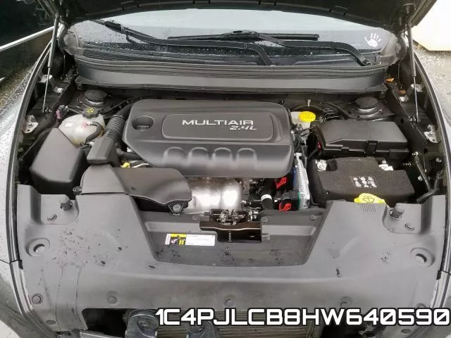 1C4PJLCB8HW640590 фото 8