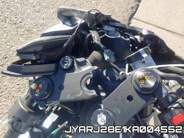 JYARJ28E1KA004552 фото 9