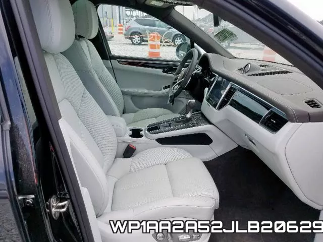 WP1AA2A52JLB20629 фото 6