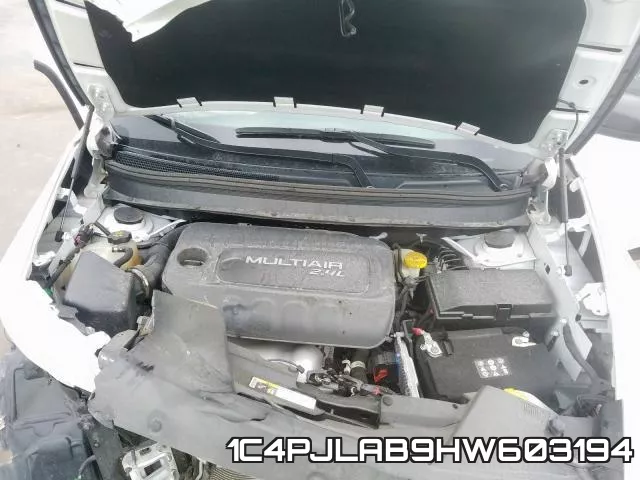 1C4PJLAB9HW603194 фото 8
