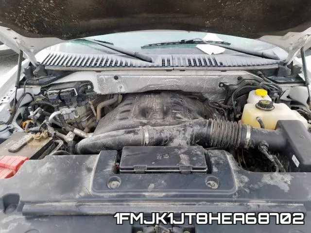 1FMJK1JT8HEA68702 фото 8