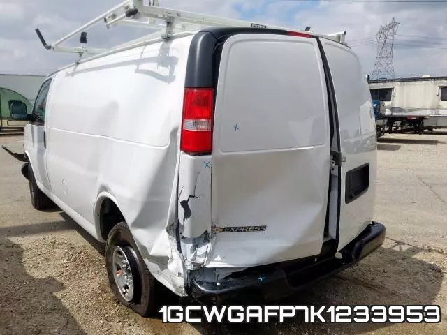 1GCWGAFP7K1233953 фото 4