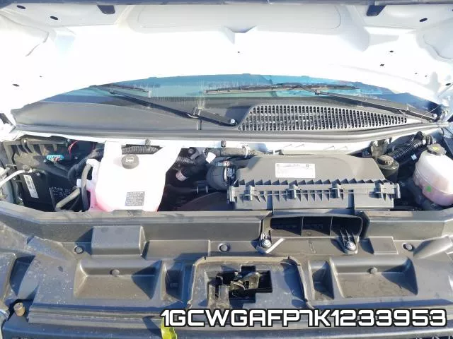 1GCWGAFP7K1233953 фото 8