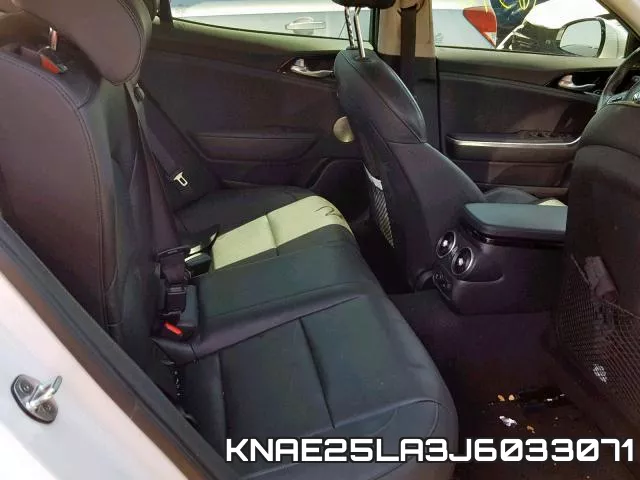 KNAE25LA3J6033071 фото 7