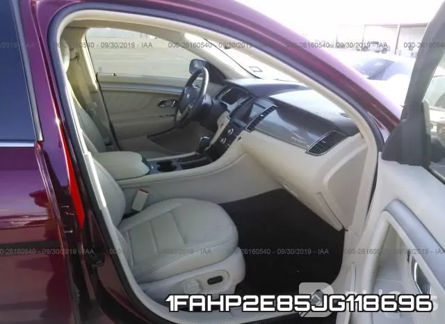 1FAHP2E85JG118696 фото 6