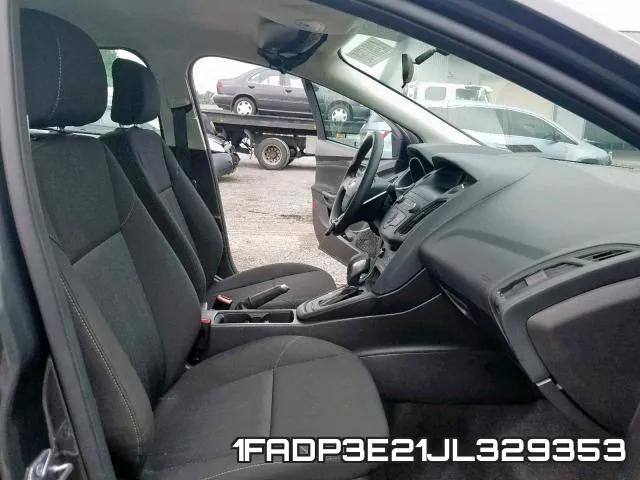 1FADP3E21JL329353 фото 6