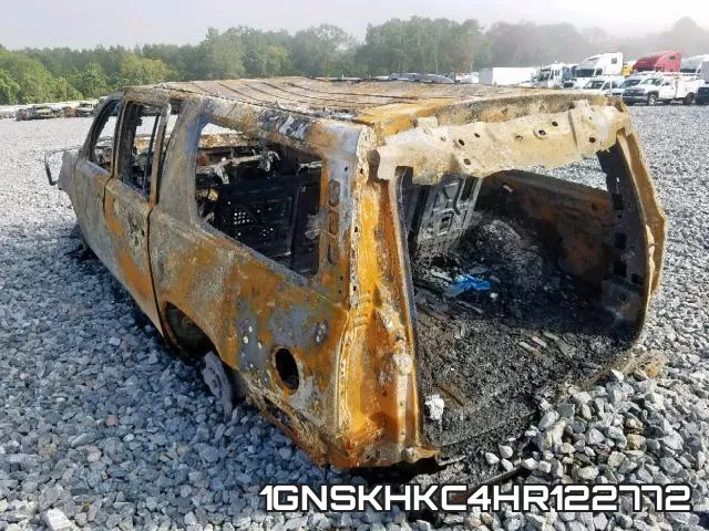 1GNSKHKC4HR122772 фото 4