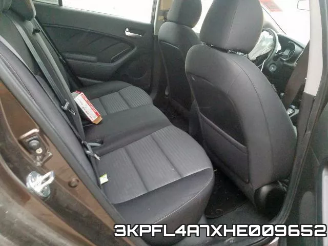 3KPFL4A7XHE009652 фото 7