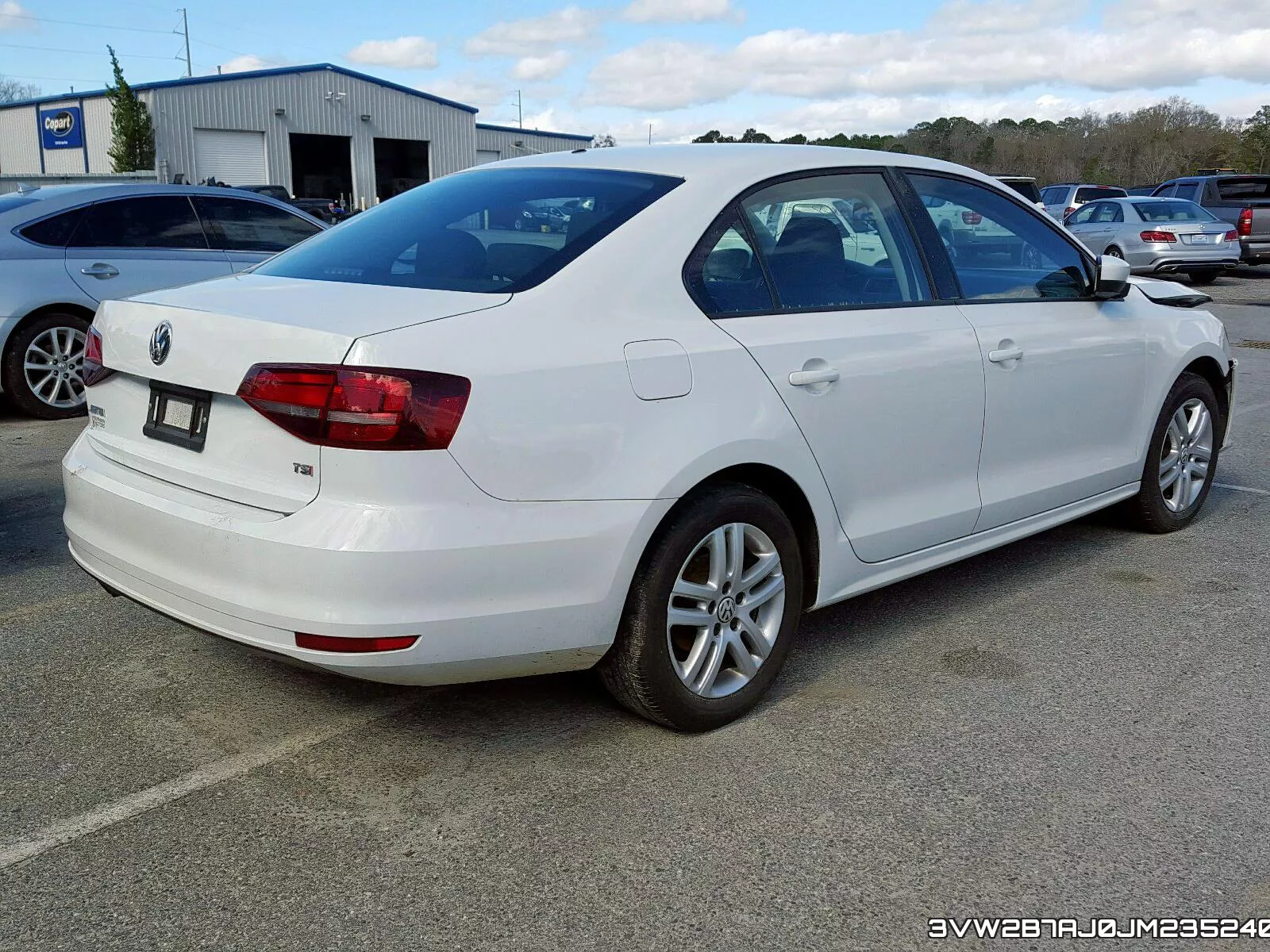 3VW2B7AJ0JM235240 фото 5