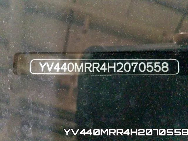 YV440MRR4H2070558 фото 2