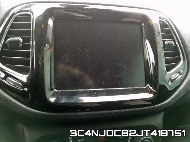 3C4NJDCB2JT418751 фото 10
